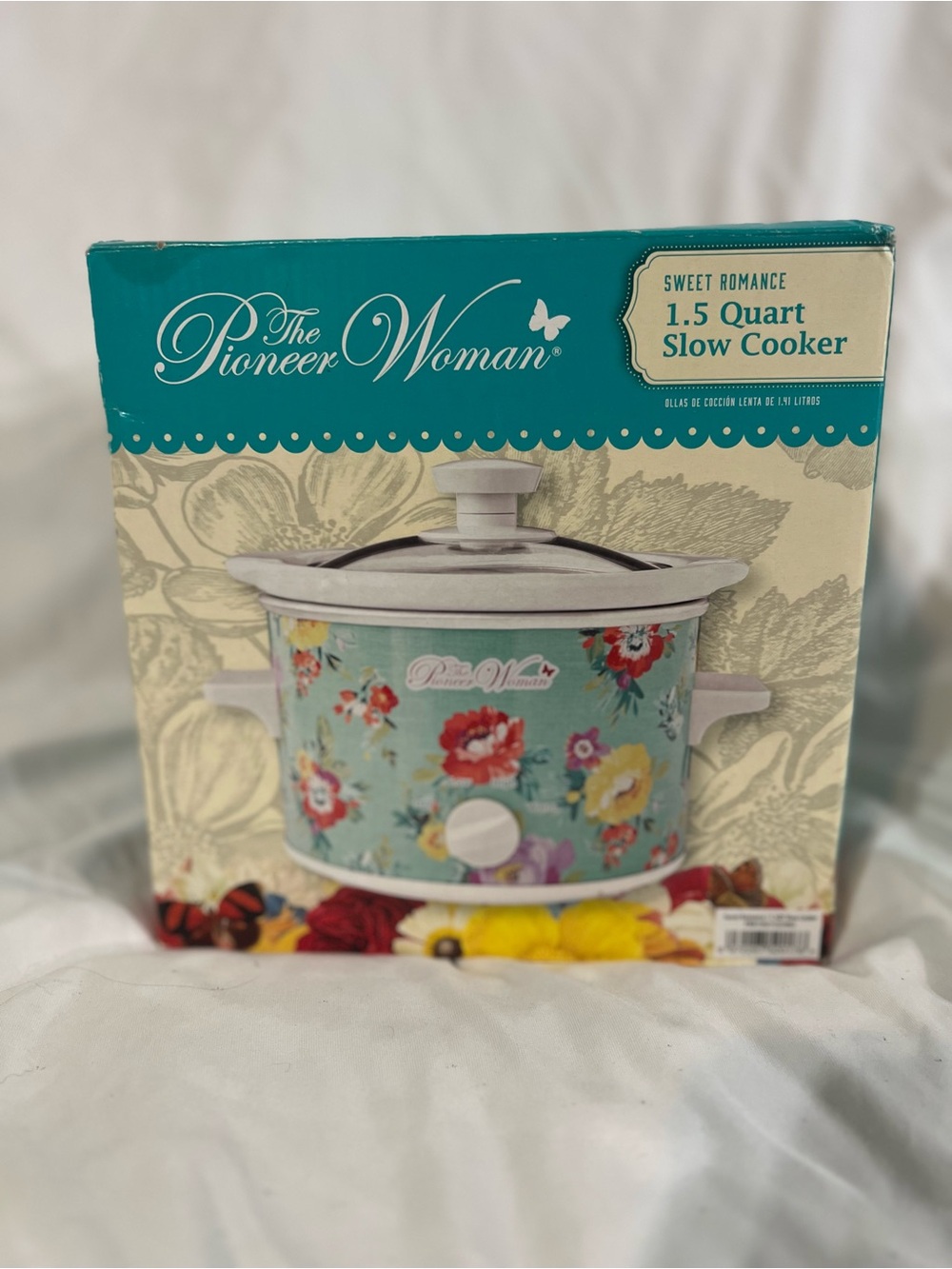 The Pioneer Woman Floral Slow Cooker in Aqua with Multicolor Blooms